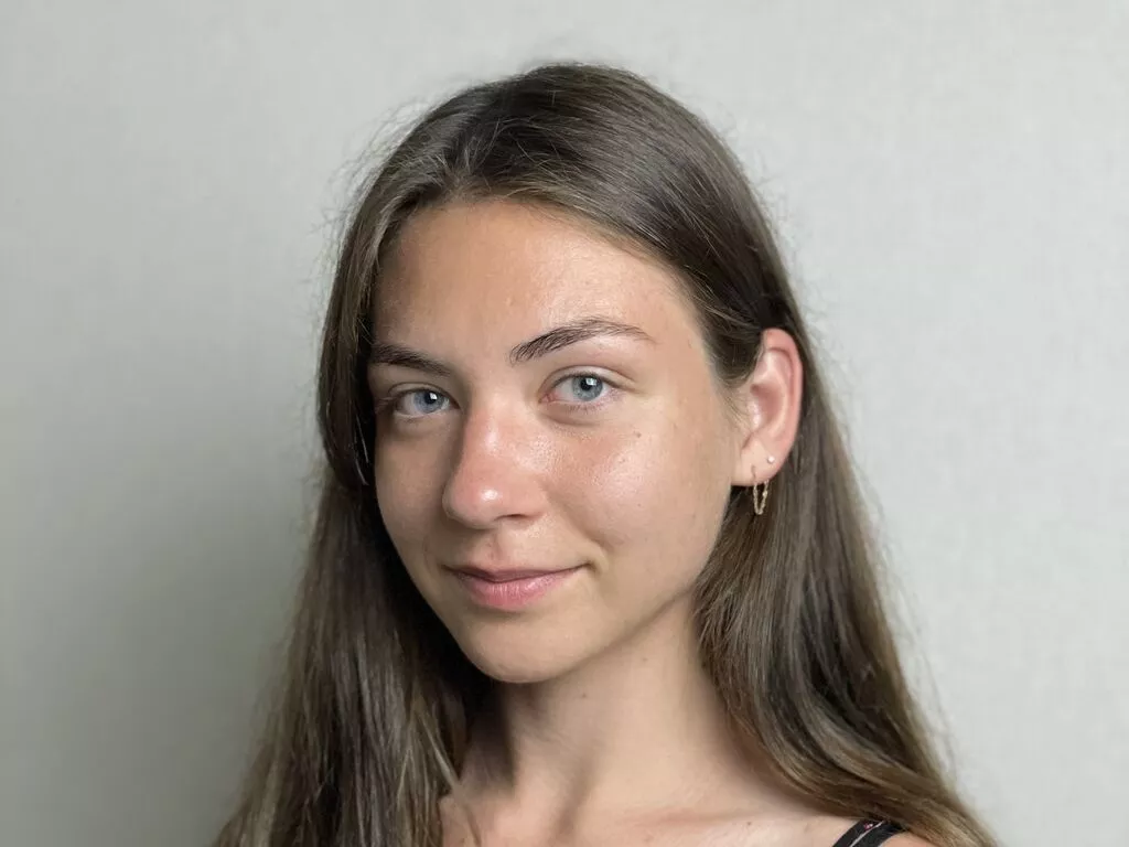 MISS__PRIYA's avatar