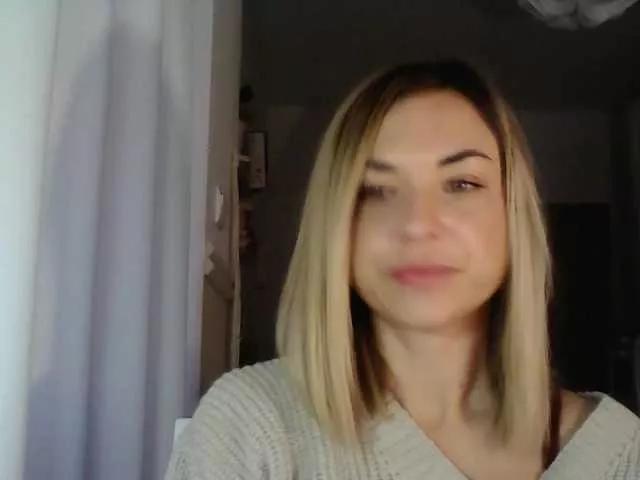 AshleyPerfect from BongaCams is Freechat