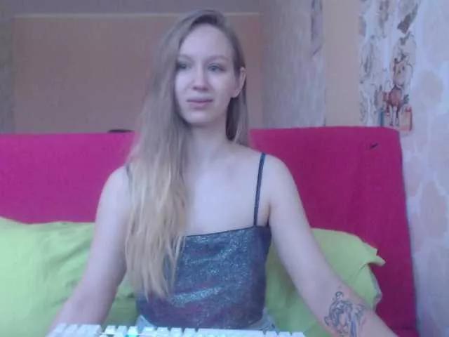 BlondeAlice from BongaCams is Freechat