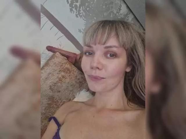 Kissz from BongaCams is Freechat