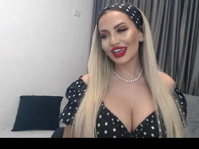 lovelyblondyx from BongaCams is Freechat