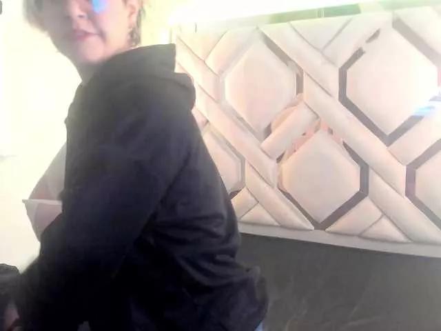 lucifeer from BongaCams is Freechat