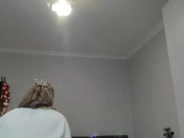 Regimasmile from BongaCams is Freechat