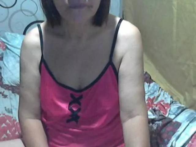 sexymom29 from BongaCams is Freechat