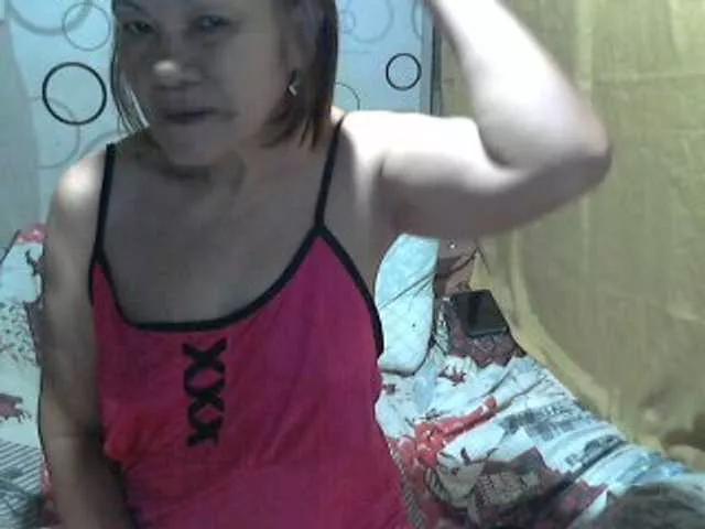sexymom29 from BongaCams is Freechat