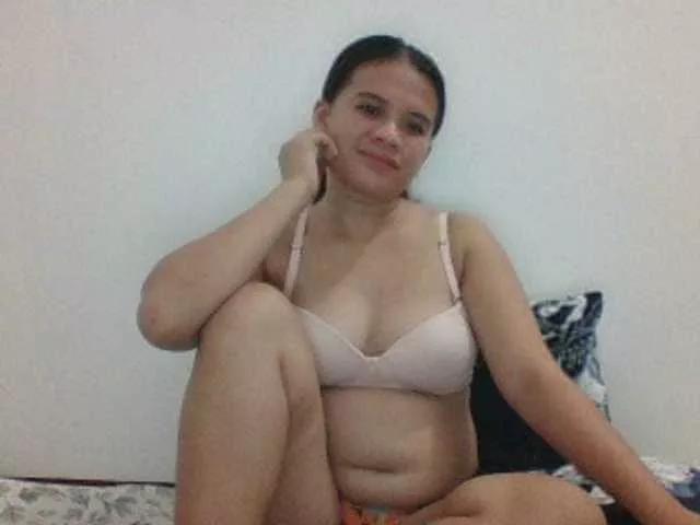 YourNewSweetGirl from BongaCams is Freechat