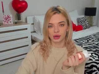 adeleart from CamSoda is Freechat