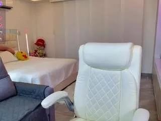 ashleymariexx69 from CamSoda is Freechat