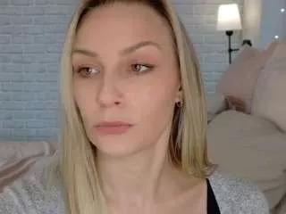 briehunter from CamSoda is Freechat