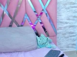 camilamendezz from CamSoda is Freechat