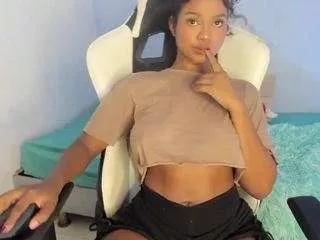 chloe-evanss from CamSoda is Freechat