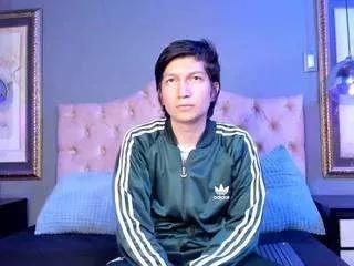 goldenn-boyy from CamSoda is Freechat