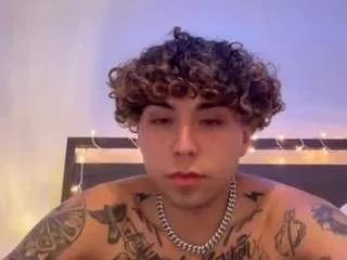 kingdaniel1k from CamSoda is Freechat