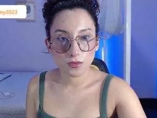 little-ammy from CamSoda is Freechat