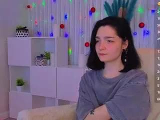 luna-moon13 from CamSoda is Freechat