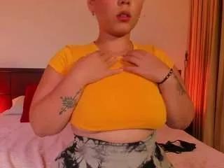 matilda-69x from CamSoda is Freechat