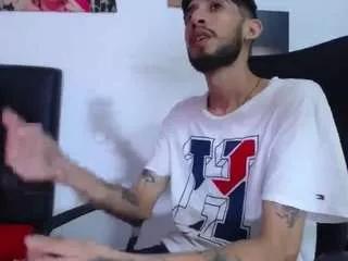 maximo-big69 from CamSoda is Freechat