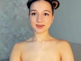 moiraballe from CamSoda is Freechat