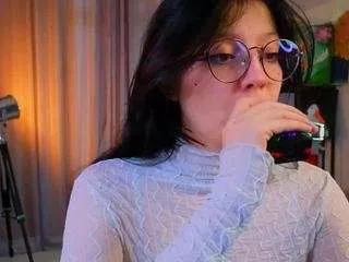 quennaemily from CamSoda is Freechat