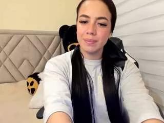 salomebrunette from CamSoda is Freechat