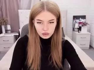 violettagreen from CamSoda is Freechat