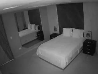 voyeurcam-casa-salsa-bedroom-4 from CamSoda is Freechat