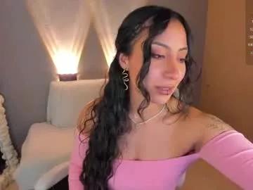 amber_curly from Chaturbate is Freechat