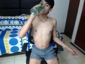 andrew_evanss from Chaturbate is Freechat