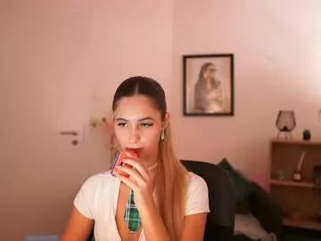 cute_fox_girl_ from Chaturbate is Freechat