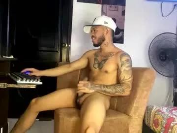 davide_daniels from Chaturbate is Freechat