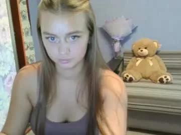 favorite_lovely_geneva from Chaturbate is Freechat