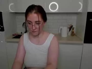 ur_naughty_girl from Chaturbate is Freechat