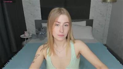 emilyapril from Cherry is Freechat