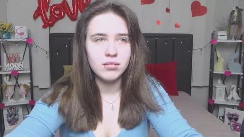 laurahlot from Cherry is Freechat