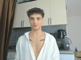 angel_frank from Flirt4Free is Freechat