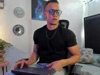 aron_tayler from Flirt4Free is Private