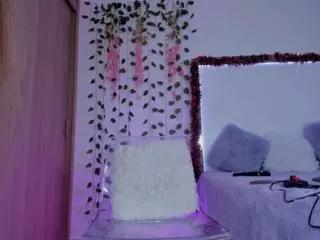 emily_montoya from Flirt4Free is Freechat