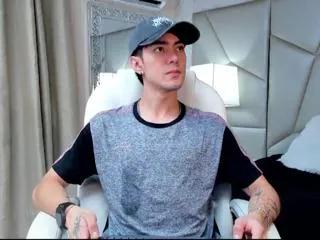 etham_wolf from Flirt4Free is Freechat