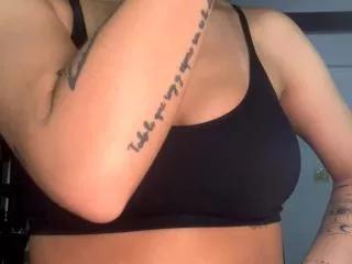 kylie_whitee from Flirt4Free is Freechat