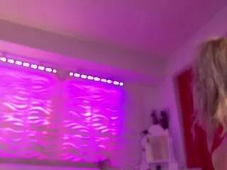 lovely_anais from Flirt4Free is Freechat