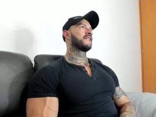 michael_fame from Flirt4Free is Freechat