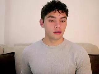 thiago_leonn from Flirt4Free is Freechat