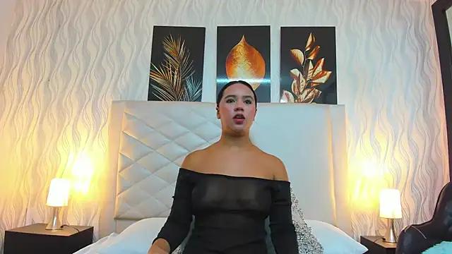 Amberr_Greyy from StripChat is Freechat