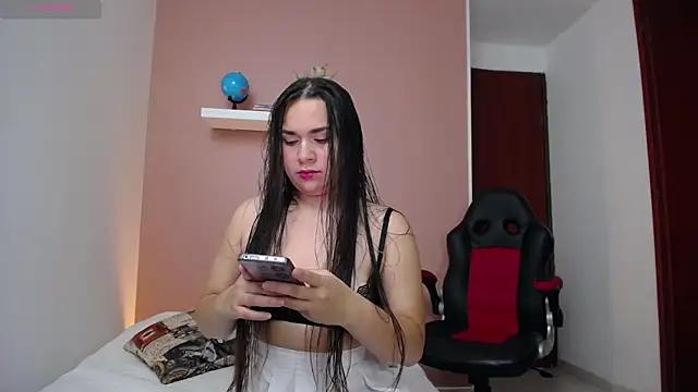 andrea-bakerr from StripChat is Freechat