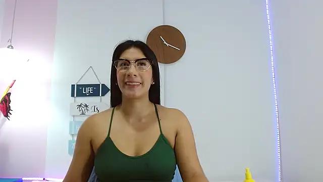 AuroraVellaris from StripChat is Freechat