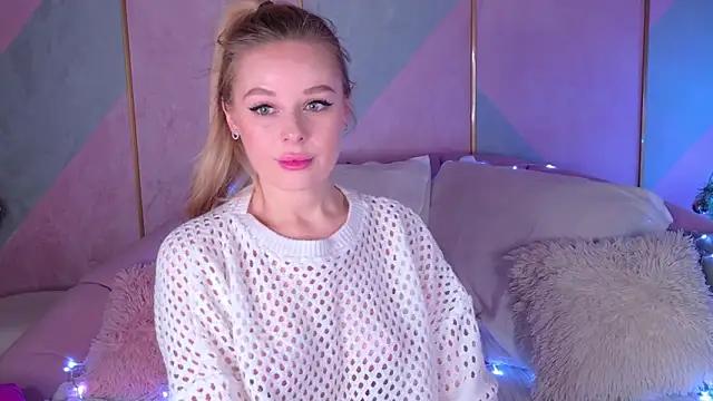 BeatriceEsmont from StripChat is Freechat