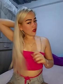 Girls free live sex cams: Check out the satisfaction of typing and cam2cam with our sensual livestreamers, who will teach you all about temptation and desires with their smoking hot physiques.