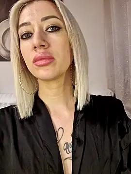 Fuck-Gina from StripChat is Freechat