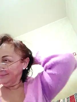 Julia5439 from StripChat is Freechat