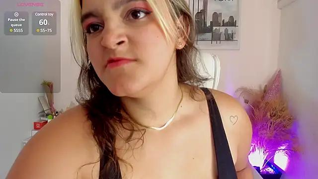 katy_giil from StripChat is Freechat